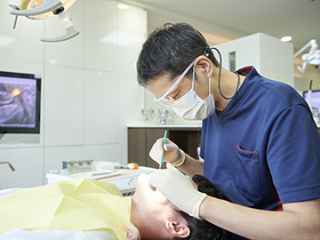 美しい見た目と歯の持つ本来の機能を回復する大人の矯正治療